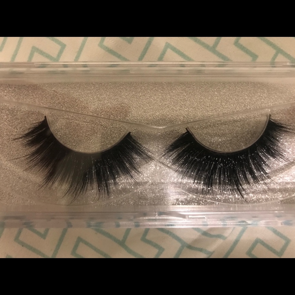 Lashes